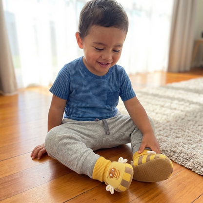 Cuddly Soft Baby Socks Shoes – Warm, Non-Slip & Comfortable