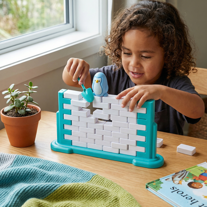Penguin Ice Wall Balance Family Game