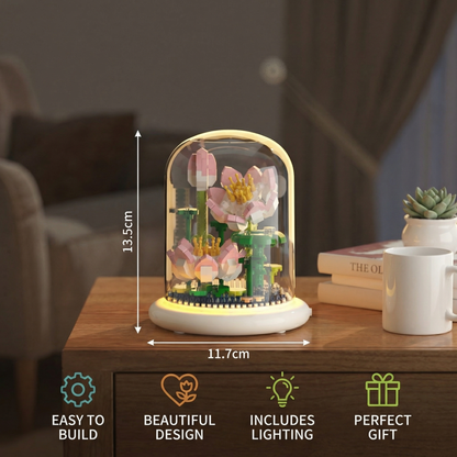 Noble Building Block Flower in Glass