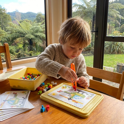 Montessori Learning Peg Mosaic Board